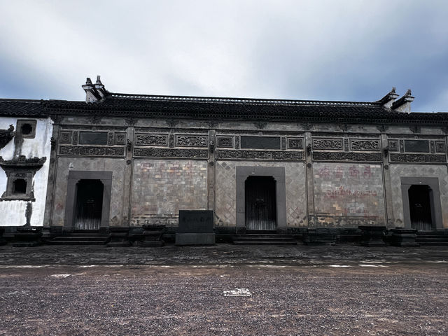 探秘黃山八面廳雕刻 探秘黃山八面廳雕刻