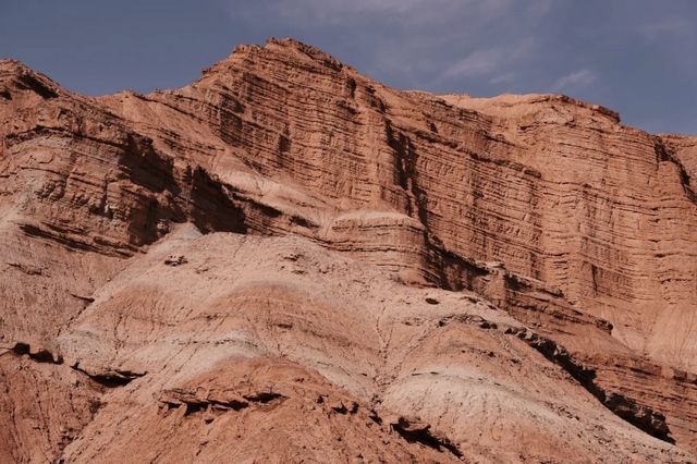 赴一場億年之約！天山神秘大峽谷的赤色秘境，刷屏朋友圈