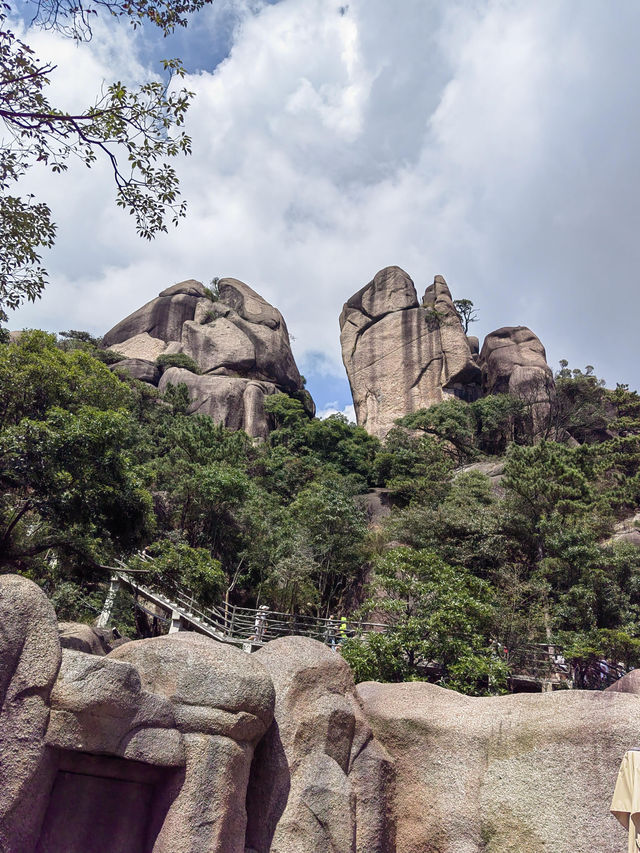 江西靈山 | 比黃山寧靜比武當神秘!本地人私藏的徒步天堂 江西靈山 | 比黃山寧靜比武當神秘!本地人私藏的徒步天堂