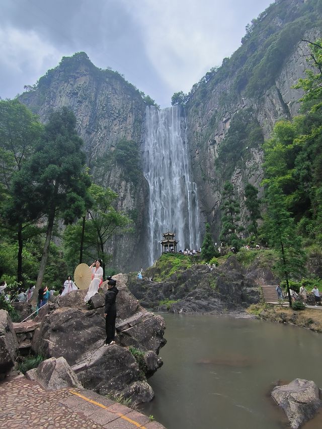 慢“讀”百丈漈