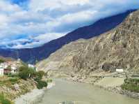 別再去318擠了！滇藏線214國道才是秋日自駕天花板！