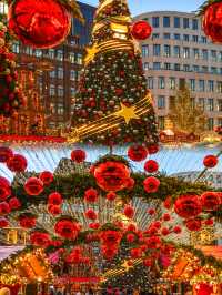 魔都聖誕漫遊指南|在梧桐光影與江風裡,撞進童話序章