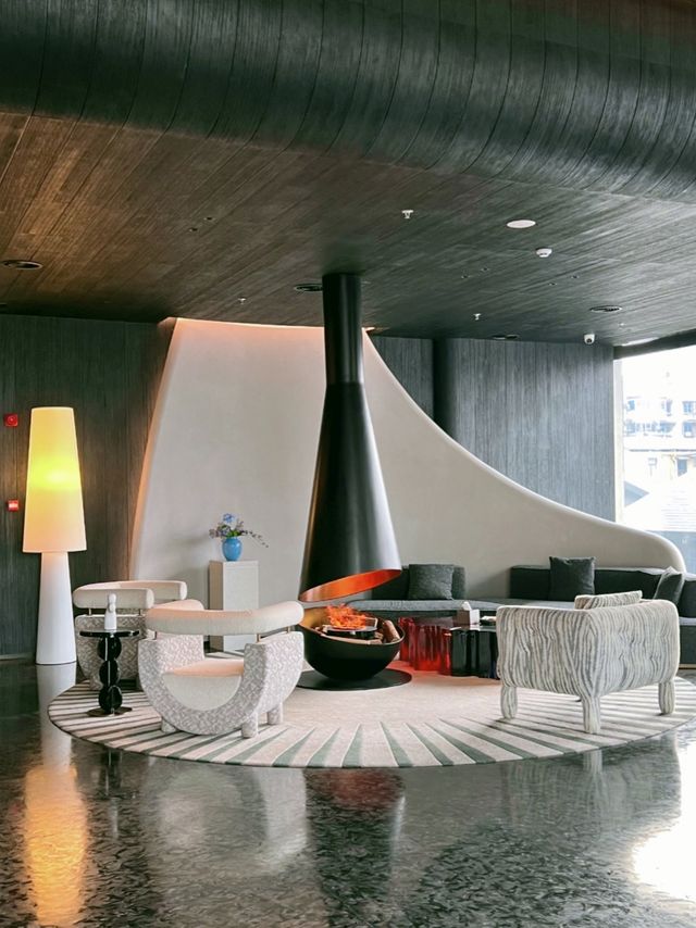 長沙雲端酒店，270°江景房