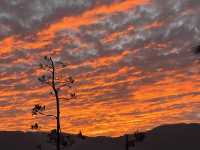 雲南日落限定|這些地方的晚霞美到窒息 在雲南最浪漫的事就是奔向日落!高原特有的澄澈天空遇上火燒雲