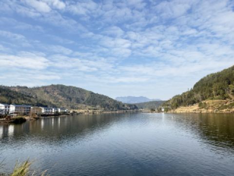 장러에서 가장 아름다운 누각 다리 명소