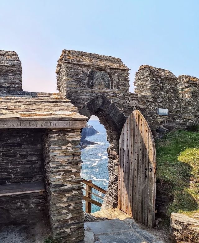 懸崖上的傳說亞瑟王出生地廢墟打卡攻略