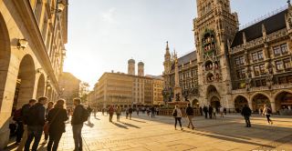 เมืองเก่ามิวนิก: เสน่ห์แบบบาวาเรียและชีวิตชีวา พันปีในก้าวเดียว