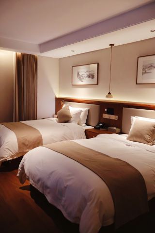 Discover a treasure! A five-star resort paradise meticulously crafted by Chairman Zuming is here!