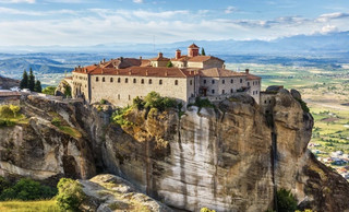 "The 6 Most Worth Visiting Sky Cities in the World, Beautiful Like Floating in the Clouds"
