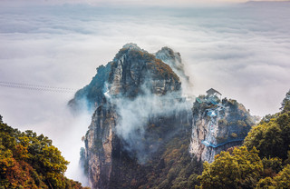 Baishishan's sea of clouds is legendary