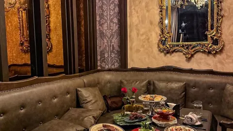 Shanghai’s Dreamy Vintage Castle Restaurant for Epic Date Nights 🏰✨ — traveler post in Shanghai