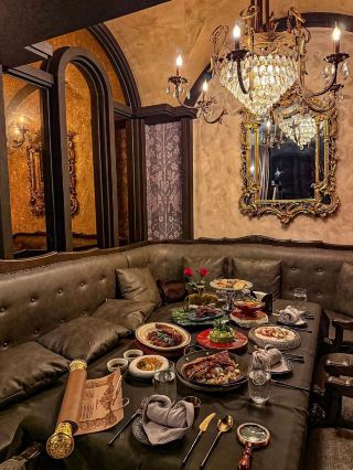 Shanghai’s Dreamy Vintage Castle Restaurant for Epic Date Nights 🏰✨