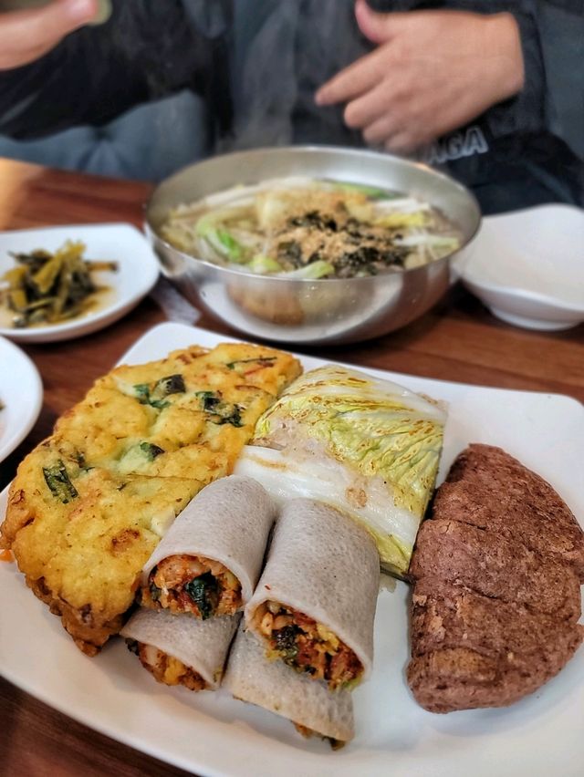 정선5일장맛집 회동집, 함백산돌솥밥도 추천🍜 | 트립닷컴 정선군 정선5일장맛집 회동집, 함백산돌솥밥도 추천🍜 | 트립닷컴 정선군 