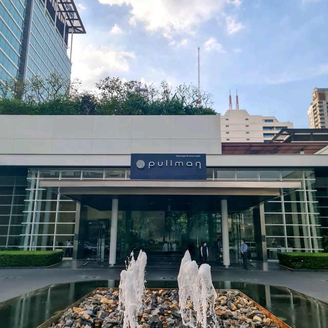 เปลี่ยนบรรยากาศไป staycation โรงแรมห้าดาวกลางกรุง