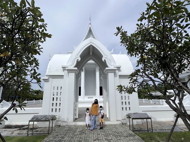 วัดพรประภานิมิต วัดสวย จ.ชลบุรี