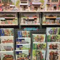 Paper Adventures, unique souvenirs 