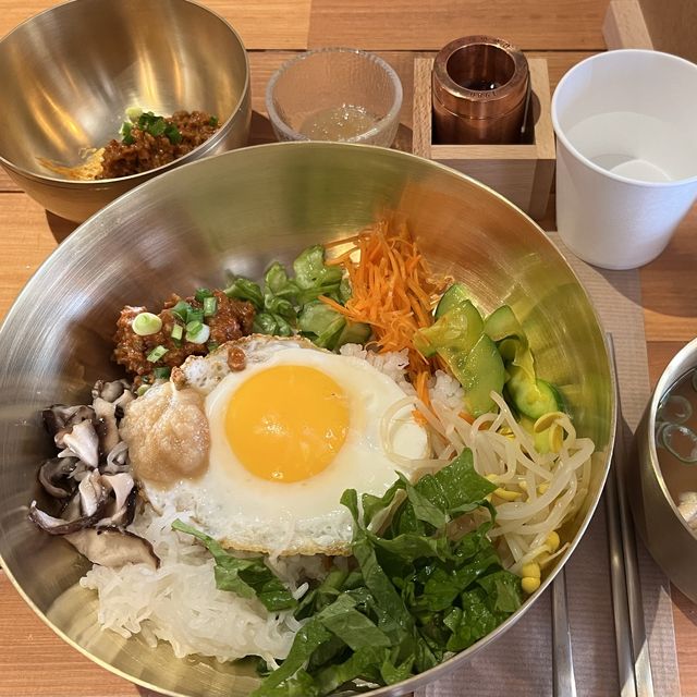 [인천 개항로] 갓 짠 참기름으로 먹는 건강하고 고소한 비빔밥집! ‘파랑새방앗간’