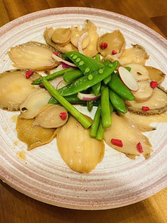 「海鮮與牛扒的絕妙結合」