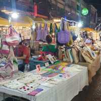 เดินชิล ชิม ช้อป ถนนคนเดินเมืองกระบี่