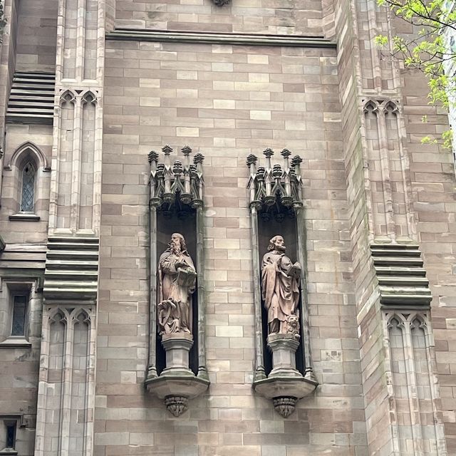 Church with Amazing Architecture 