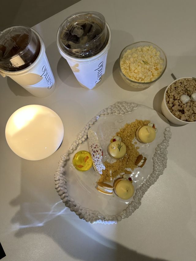 ソウル: 影や光を楽しみながら食べるデザート！？