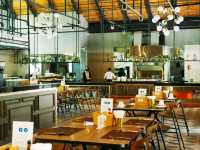 𝙏𝙝𝙚 𝙁𝙖𝙗𝙡𝙚 𝙁𝙚𝙖𝙨𝙩 𝙆𝙝𝙖𝙤 𝙔𝙖𝙞 ร้านอาหารบรรยากาศดี