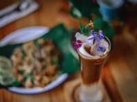 คาเฟ่ ฮิลล์ กลางหุบเขากะตะ