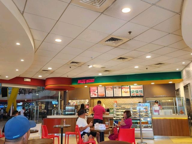천상의 조합 커피 & 도넛은 Krispy Kreme