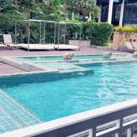 ที่พักติดสระ ติดหาดพัทยา Pullman Hotel G