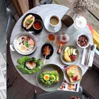 清邁平價酒店【Rarin Jinda】特色泰北早餐店Deck One 