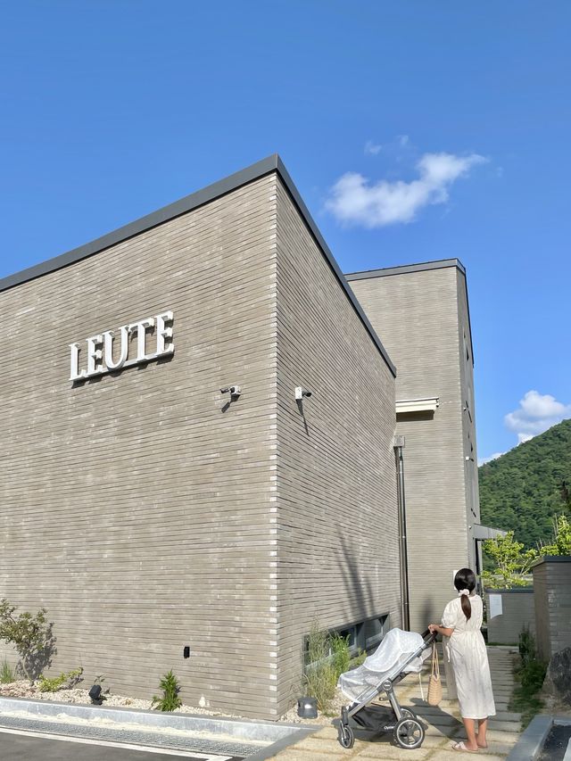 북한강 뷰 대형 카페 애견동반 가능 신상 카페 로이테🤍