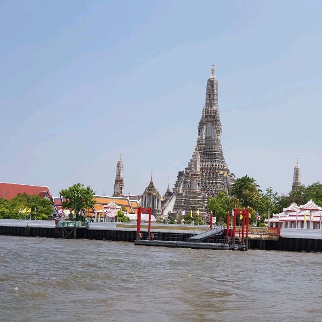 วัดอรุณราชวรารามราชวรมหาวิหาร