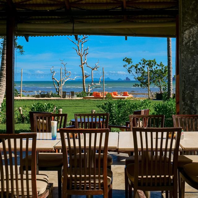 ที่พักกระบี่ วิวสุดว้าวว Tinidee Hideaway Tonsai 