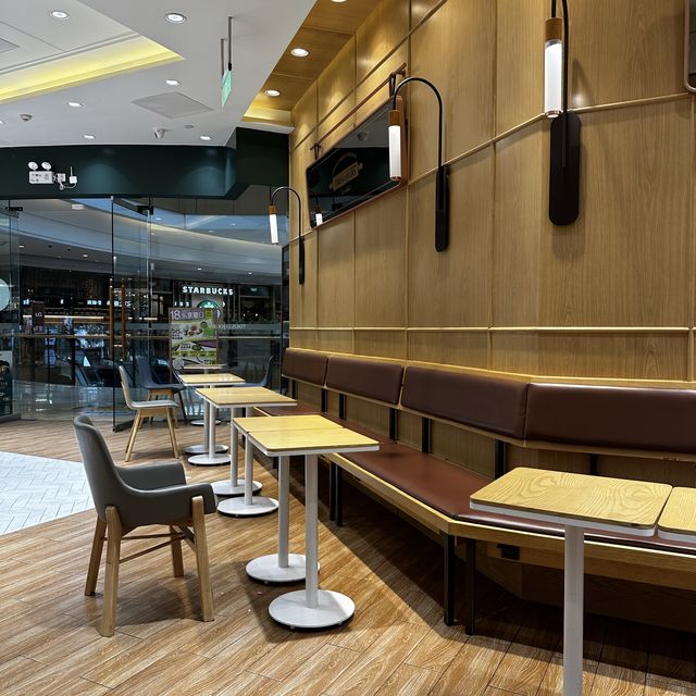 高質素、多種類麵包店