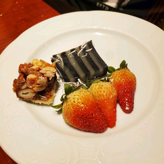 葡京人酒店，小朋友还有乐而忘返。