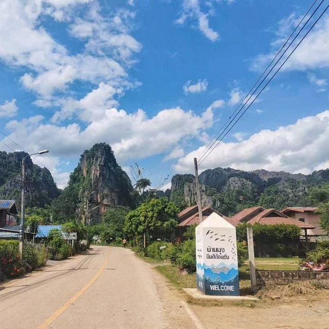 ถ่ายรูปสวนดอกไม้ วิวภูเขา ท้องฟ้า🌺