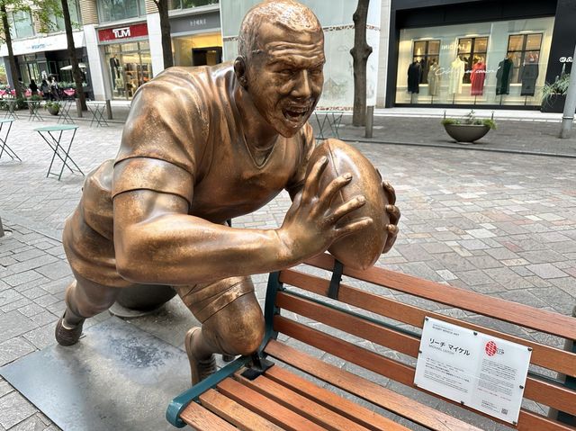 東京・丸の内。ラグビーワールドカップ2023『ONE TEAM CITY Marunouchi』で街がラグビー一色に。
