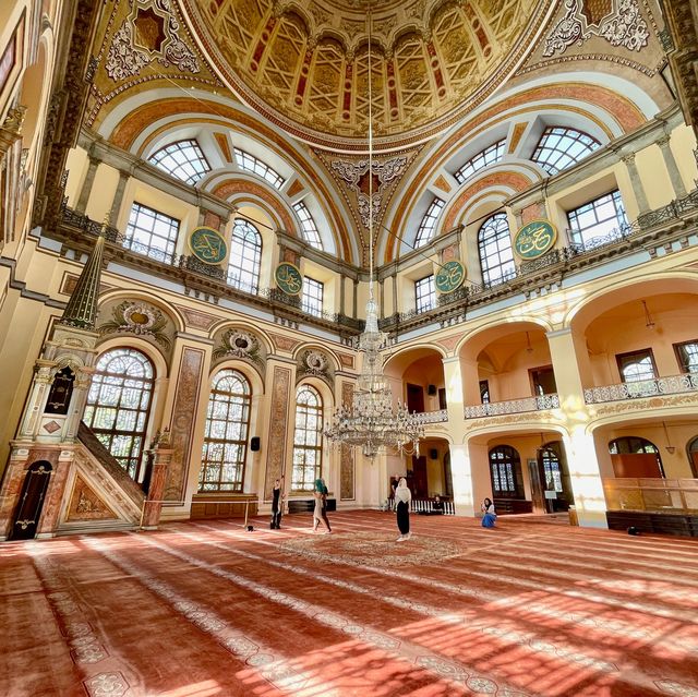 Dolmabahçe Mosque: IST Architectural gem
