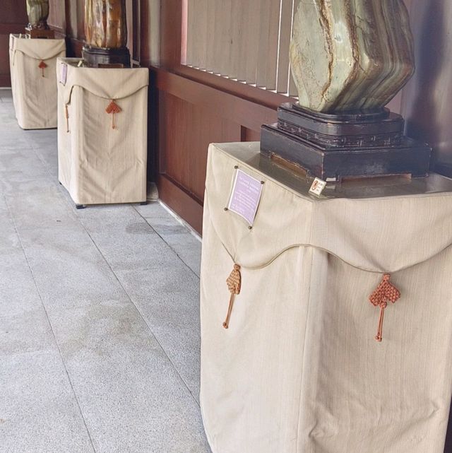 珍石展覽！大雄殿，觀音殿，藥師佛殿環立！氣象千字萬宙！