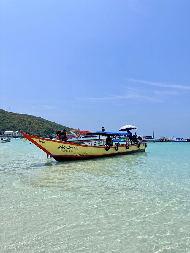 หาดตาแหวน หาดสวย น้ำใส แลนด์มาร์ค แห่งเกาะล้าน