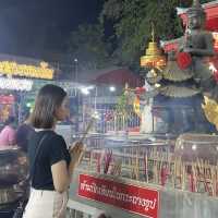 ไหว้พระขอพรที่ “วัดจุฬามณี” 📌