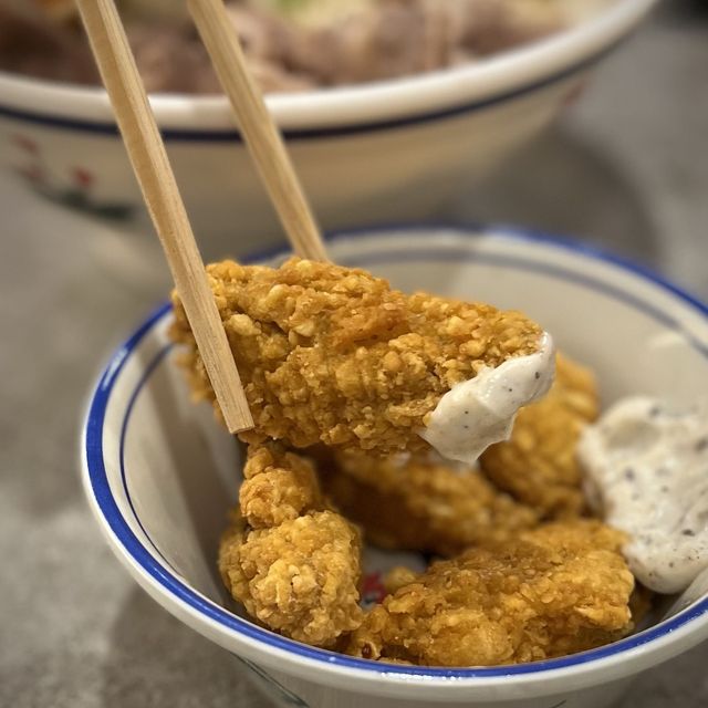 📍香港荃灣｜阿荔車仔麵 · 40多種配料選擇🤩 不走傳統路線的新派車仔麵！