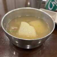 【韓国ソウル・広蔵市場】ミシュランガイドに6年連続掲載「プチョンユッケ本店」