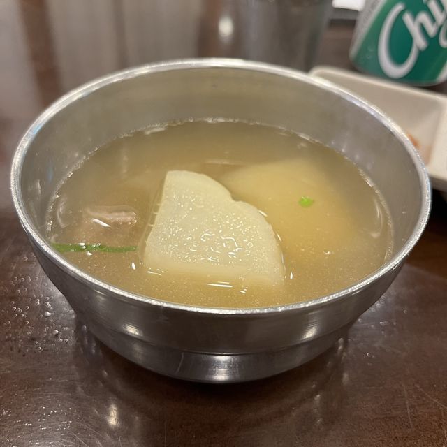 【韓国ソウル・広蔵市場】ミシュランガイドに6年連続掲載「プチョンユッケ本店」