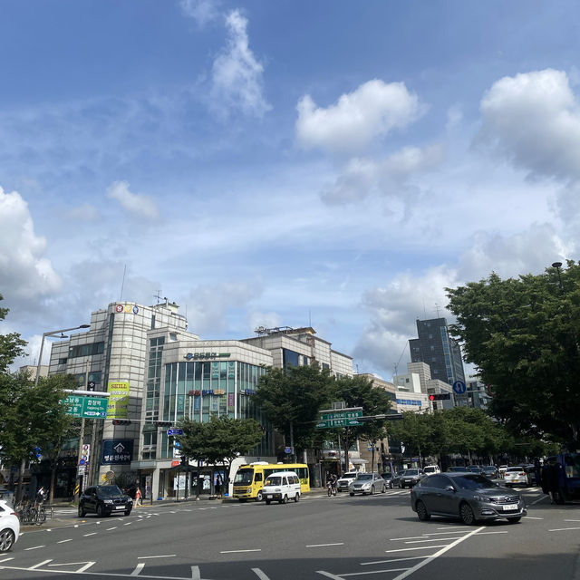 Mangwon-dong, a must-see place in Seoul 