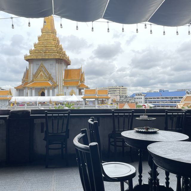 Dargon King Cafe Rooftop @ 2499 Heritage Hotel
