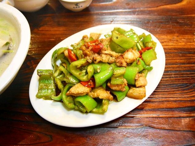 옛 중국식 아파트인 토루 土楼 에서 살아보기 !! 복건성 남정 탑하촌 塔下村