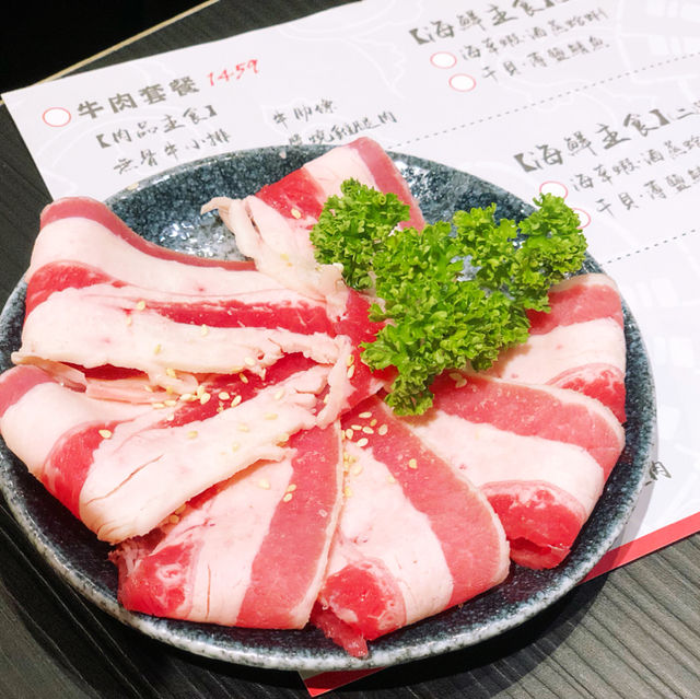 《月 炭火燒肉》