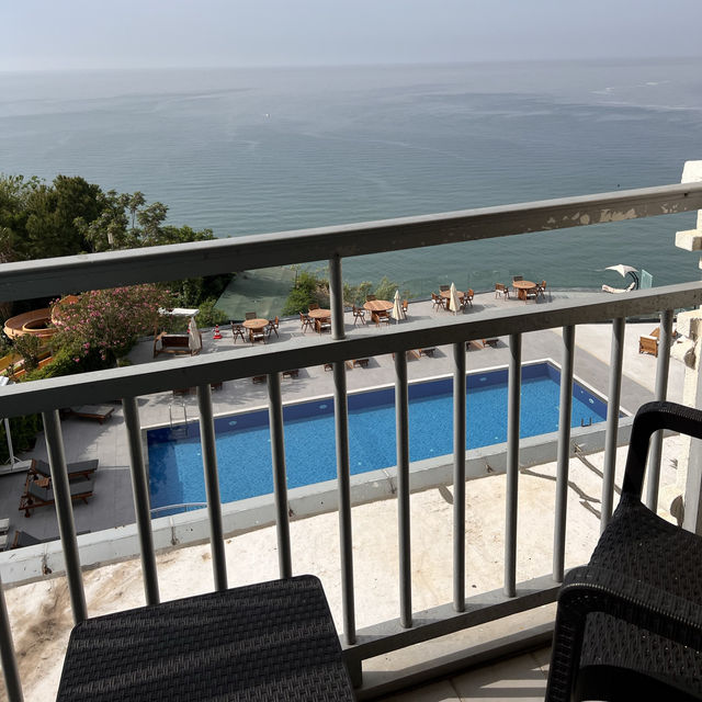 Antalya Lara otel- affordable beach vacation 