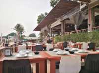 “มอเกนบางปู” ร้านวิวสวยอาหารอร่อย